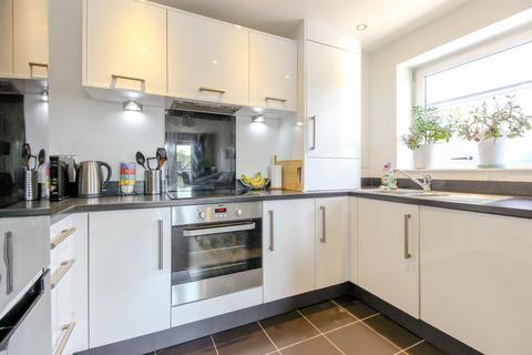 9 Shingly Place, London, E4 6AE