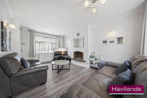 3 bedroom semi-detached house for sale, The Fairway, London