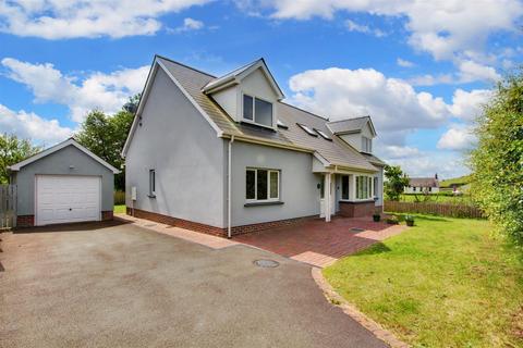 4 bedroom detached bungalow for sale, Penparc, Cardigan