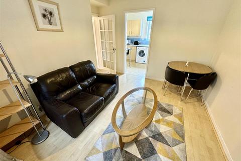 1 bedroom apartment for sale, St. Nicholas Square, Marina, Swansea