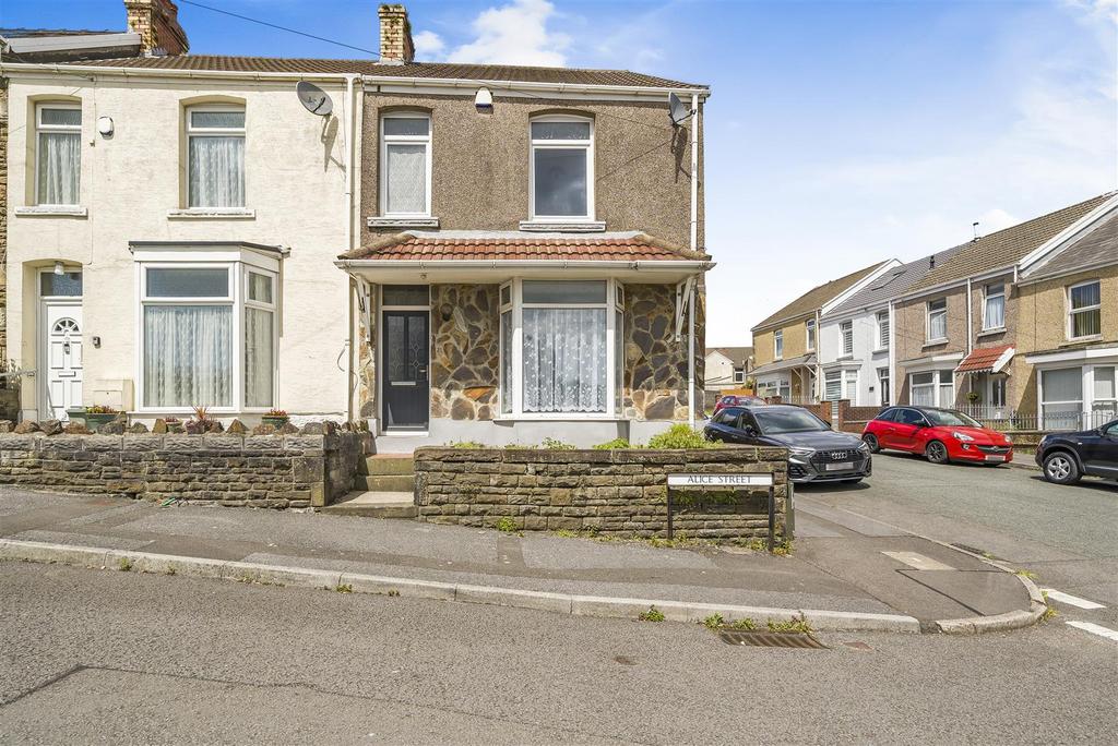 Alice Street, Cwmdu, Swansea 3 bed end of terrace house for sale £160,000