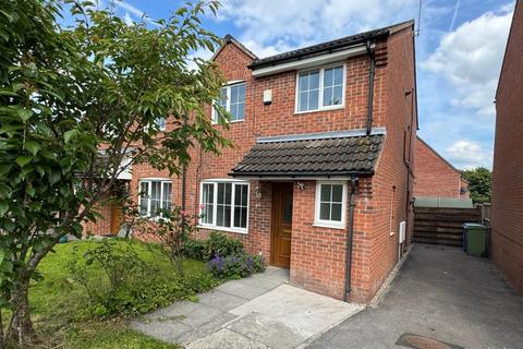 3 bedroom semi-detached house to rent, Frecheville Street, Staveley, Chesterfield