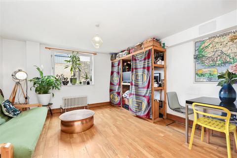 2 bedroom apartment for sale, Basing Place, Shoreditch, E2