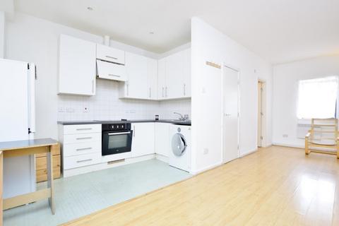 Studio for sale, Jedburgh Road, Plaistow