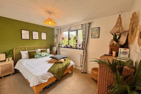 1 Cunningham Road, Perton, Wolverhampton, WV6 7XJ