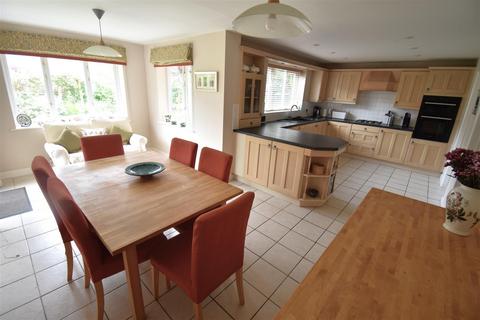 5 bedroom detached house for sale, John Repton Gardens, Bristol