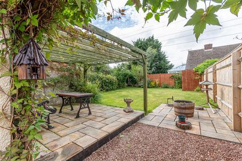 3 bedroom semi-detached house for sale, Broomhall Green, Broomhall, Worcester