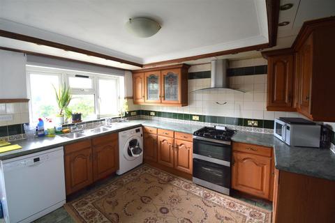 3 bedroom terraced house for sale, Ivanhoe Road, Hounslow TW4