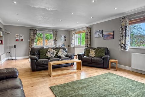 5 bedroom detached house for sale, Overcote Road, Over, Cambridge
