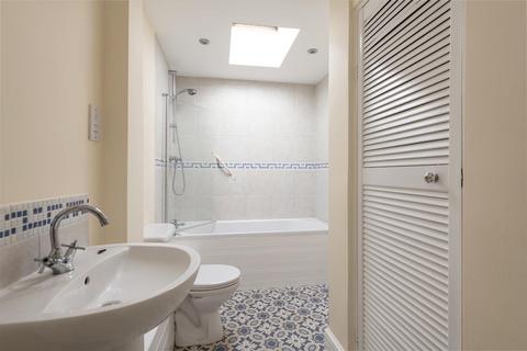 54 Grasmere Gardens, Orpington, BR6 8HF