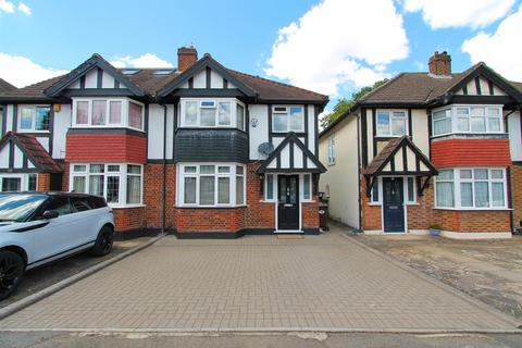 18 Shepley Close, Carshalton, SM5 2NJ