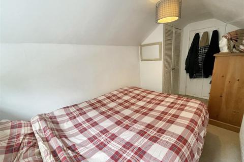 Star Bach Cottage Capel Dewi Road, Capel Dewi, Carmarthen, SA32 8AA
