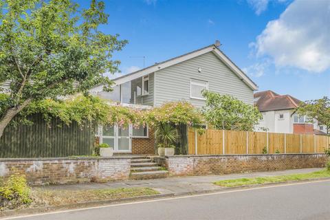 4 bedroom house for sale, Hillview Road, Orpington BR6