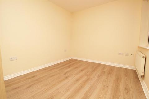2 bedroom flat for sale, Alconbury Close,Borehamwood