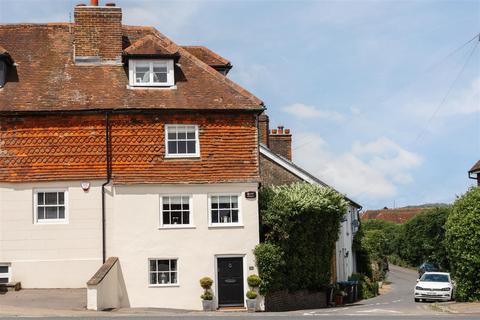 3 bedroom end of terrace house for sale, High Street, Bletchingley, RH1