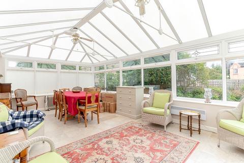 2 Beckwith Crescent, Harrogate, HG2 0BQ