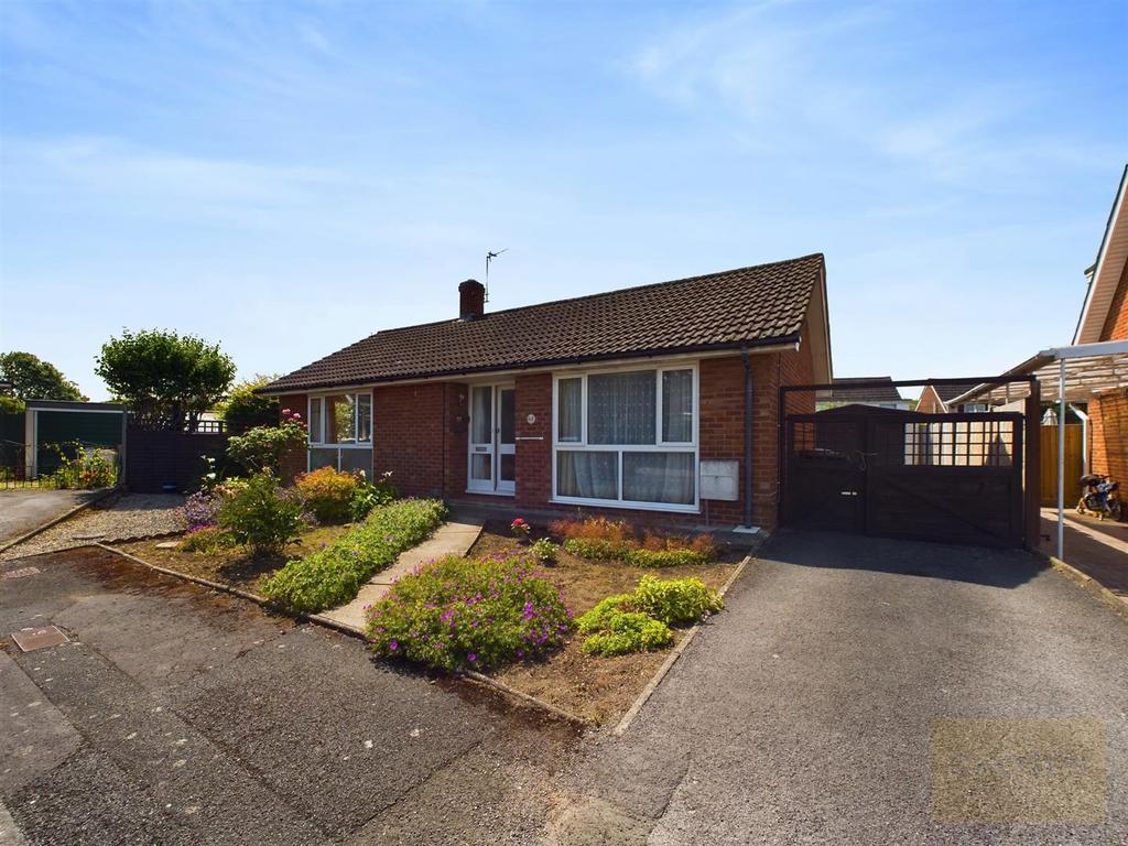 Hazelcroft, Churchdown, Gloucester 2 bed detached bungalow for sale £