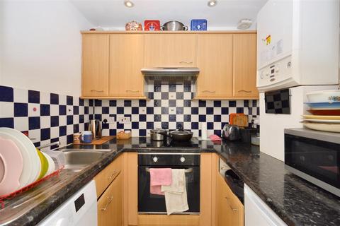 2 bedroom flat for sale, Pevensey Road, Eastbourne