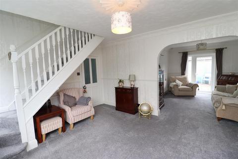 3 bedroom semi-detached house for sale, Main Road, Gilberdyke, Brough