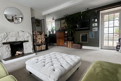 1 bedroom flat for sale, Rosemary Lane, Beaumaris