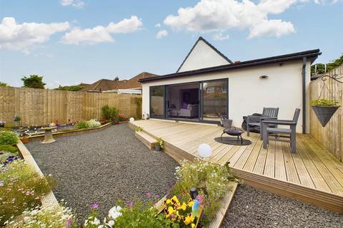 5 bedroom bungalow for sale, Gerrard Road, Whitley Bay