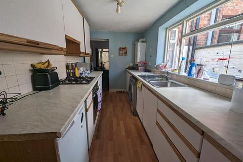 2 bedroom terraced house for sale, Kingston Street, Darlington