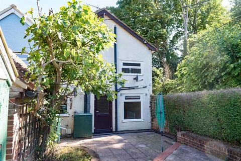 3 bedroom end of terrace house for sale, Pin Mill Road, Ipswich IP9