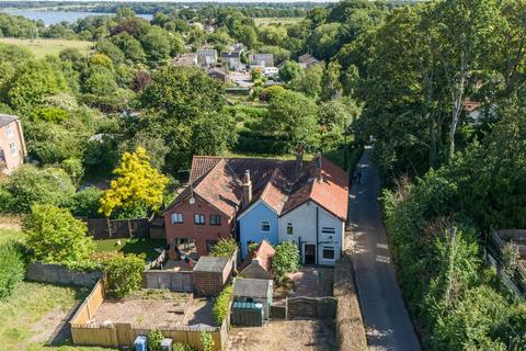 3 bedroom end of terrace house for sale, Pin Mill Road, Ipswich IP9