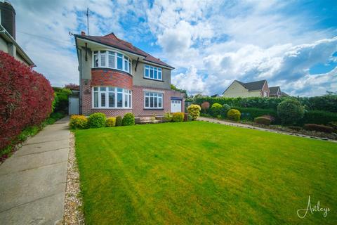 3 bedroom detached house for sale, Main Road, Bryncoch, Neath