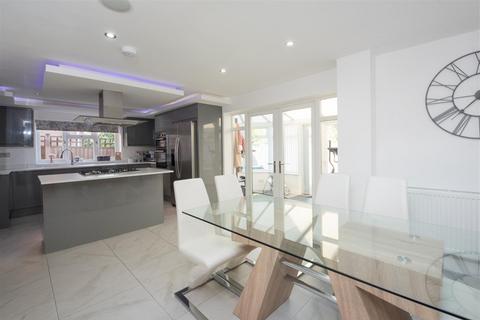 73 Avery Road, Sutton Coldfield, B73 6QD