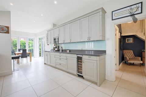 4 bedroom house for sale, Douglas Road, Chingford E4