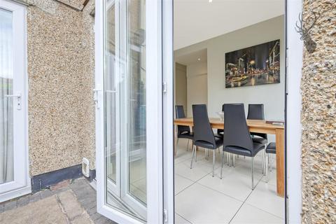34 Douglas Road, London, E4 6DA