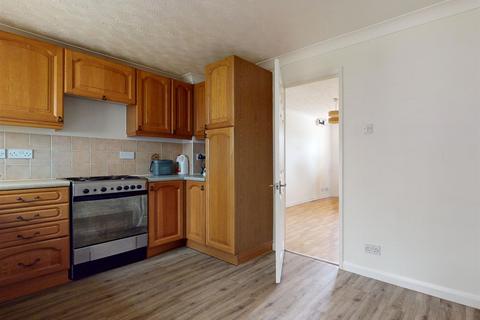 19 Bernstein Close, Browns Wood, Milton Keynes, MK7 8EH