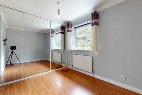 19 Bernstein Close, Browns Wood, Milton Keynes, MK7 8EH