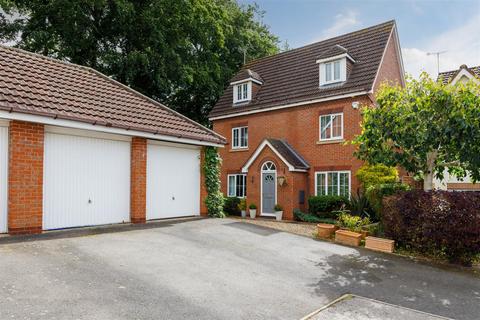 6 Campden Grove, Hatton Park, Warwick, CV35 7TY