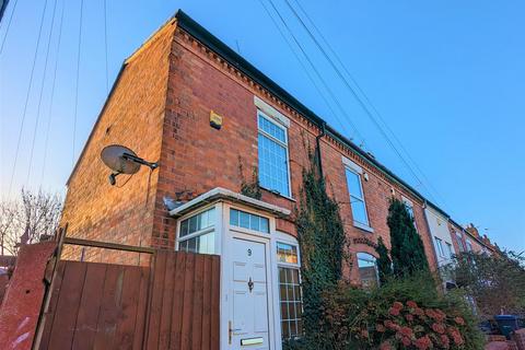 2 bedroom end of terrace house to rent, St. Stephens Road, Birmingham B29