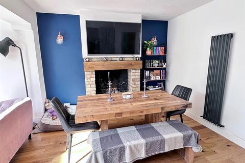 95 Cavalry Crescent, Eastbourne, BN20 8RL