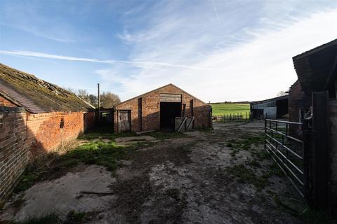 Plot for sale, Newton Lane Farm Barns, Newton Solney