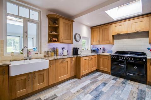 29 Lingwell Gate Lane, Lofthouse, Wakefield, WF3 3JL
