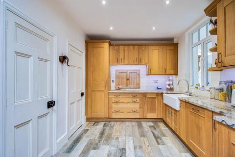 29 Lingwell Gate Lane, Lofthouse, Wakefield, WF3 3JL