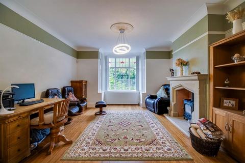 29 Lingwell Gate Lane, Lofthouse, Wakefield, WF3 3JL