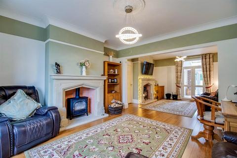 29 Lingwell Gate Lane, Lofthouse, Wakefield, WF3 3JL