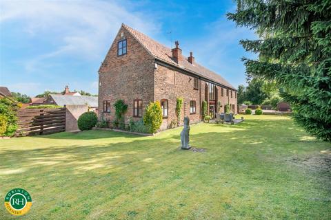 6 bedroom house for sale, The Stables, Town Street, Lound