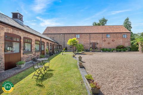 6 bedroom house for sale, The Stables, Town Street, Lound