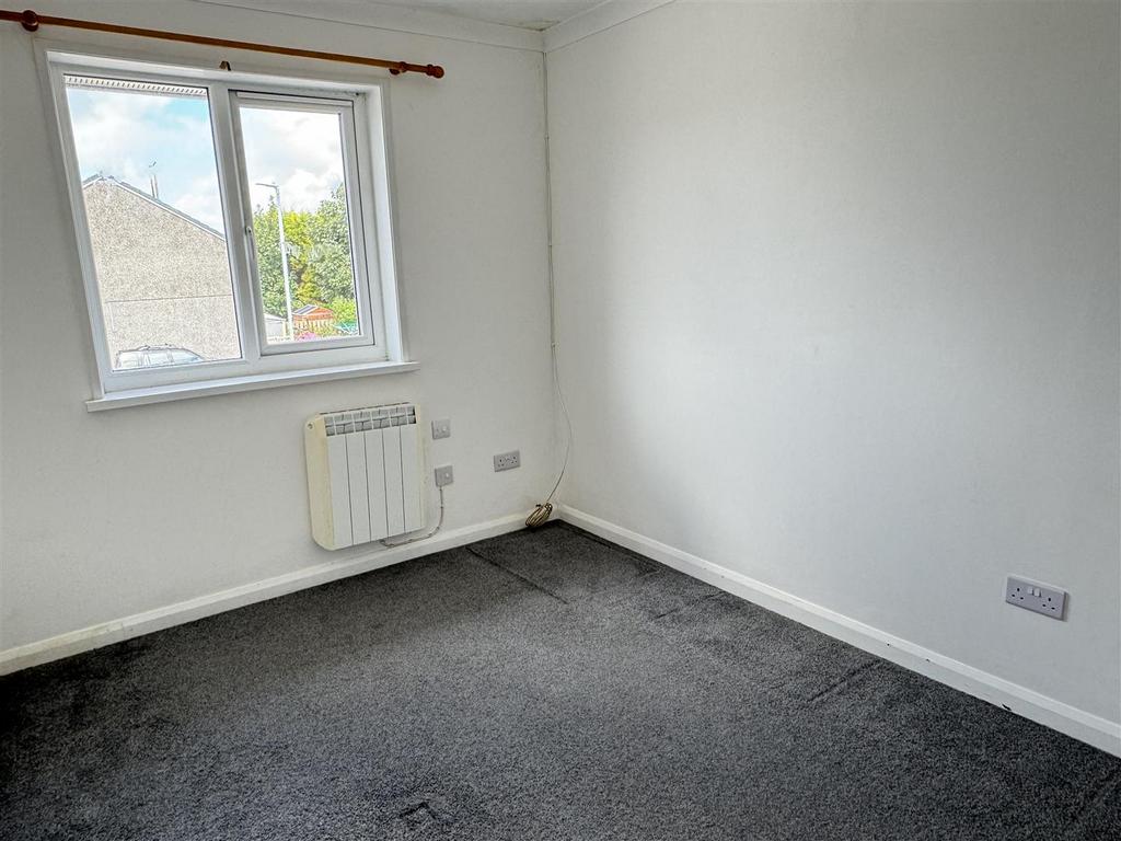 Bedroom: