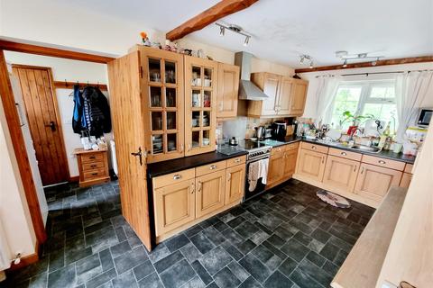 3 bedroom end of terrace house for sale, Stourscombe, Launceston