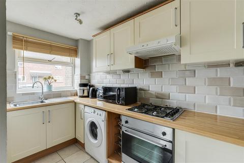 1 bedroom end of terrace house for sale, Jasmine Close, Beeston NG9
