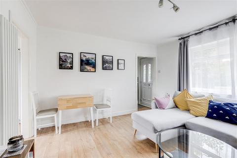41 Anderson Crescent, Beeston, Nottingham, NG9 2PS