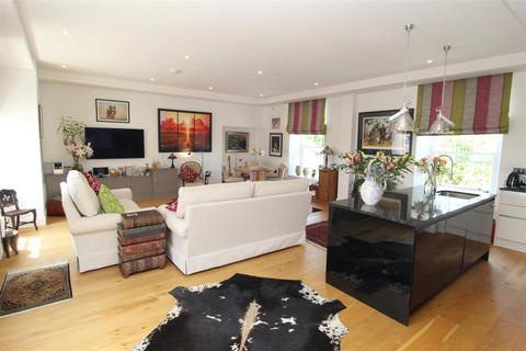 2 bedroom apartment to rent, Southernhay East, Exeter