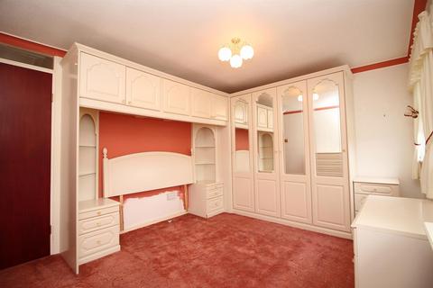 51 Cunningham Drive, Harthill, Shotts, ML7 5NY